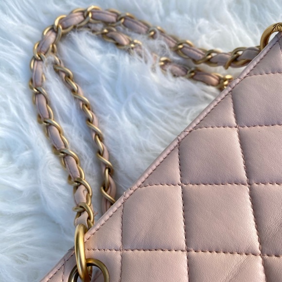 🚫SOLD🚫Authentic Chanel Timeless Petit Tote - Picture 12 of 16